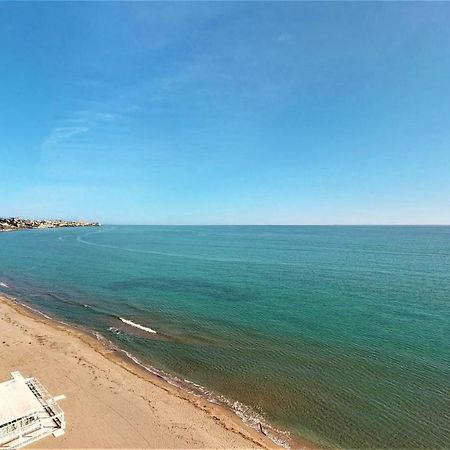 Olimpo - Fuengirola Beachfront Newly Renovated Apartment المظهر الخارجي الصورة